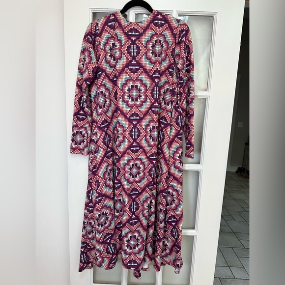 LuLaRoe Sarah Long Sleeve Duster Cardigan Pixelated Floral Print Size Medium M - Picture 6 of 12